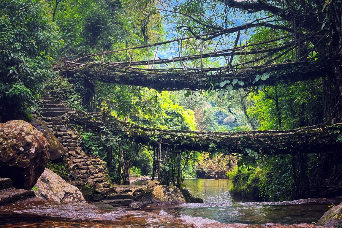 Explore Dawki-Shnongpdeng in Jaintia Hills of Meghalaya